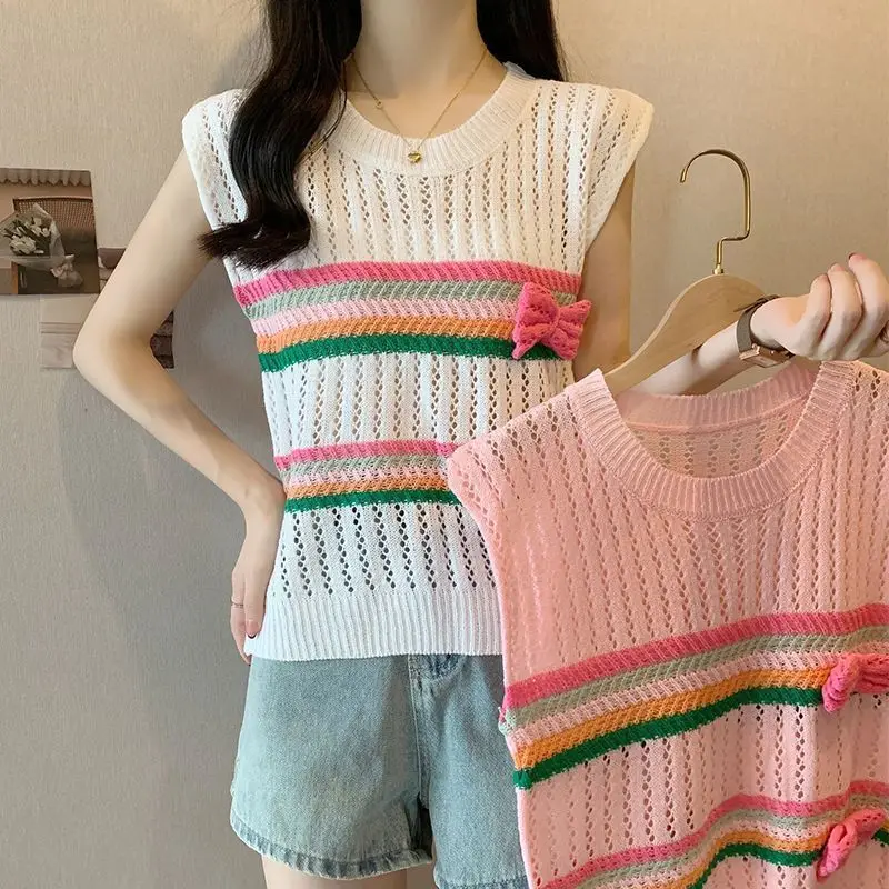 ドーパミンスタイルクルーネックノースリーブニットセーターベスト女性の夏の新弓ストライプ中空アウトスリムフィットイントップ