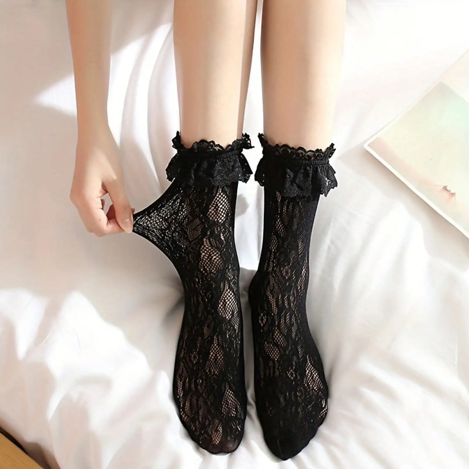 Calcetines de media pantorrilla de malla con encaje para mujer, calcetines de malla transpirables negros con borde de encaje con volantes, calcetines de encaje elegantes para uso casual
