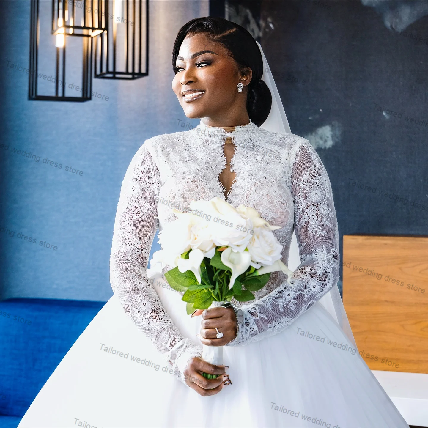 화이트 레이스 웨딩 드레스 우아한 하이넥 긴 소매 A라인 신부 이브닝 가운 맞춤형 레이스업 백 게스트 롱 보헤미안 로브