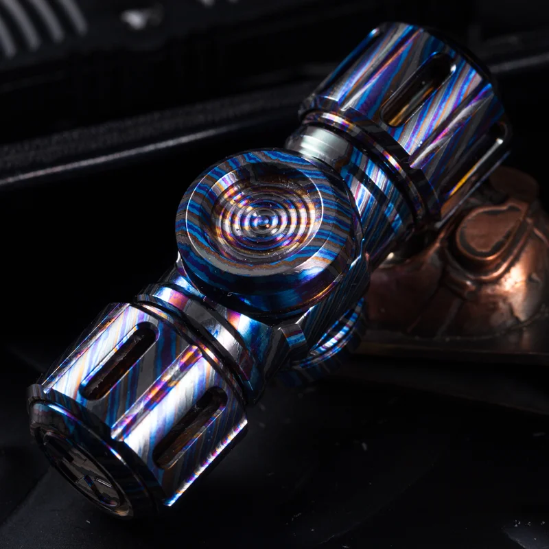 

2025 NewFidget Spinner War Hammer Titanium Copper Zirconium Plastic Acrylic Edc Decompression And Decompression Metal Adult Toy