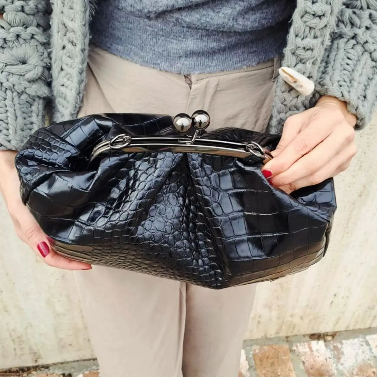 

ОЧЕНЬ В ВИНТАЖНОЙ ПУ кожа с текстурой крокодила, шарик, бронзовая серебряная рамка, большой кошелек с замком поцелуя, вечерний клатч, пышные сумки 35x25x10 см