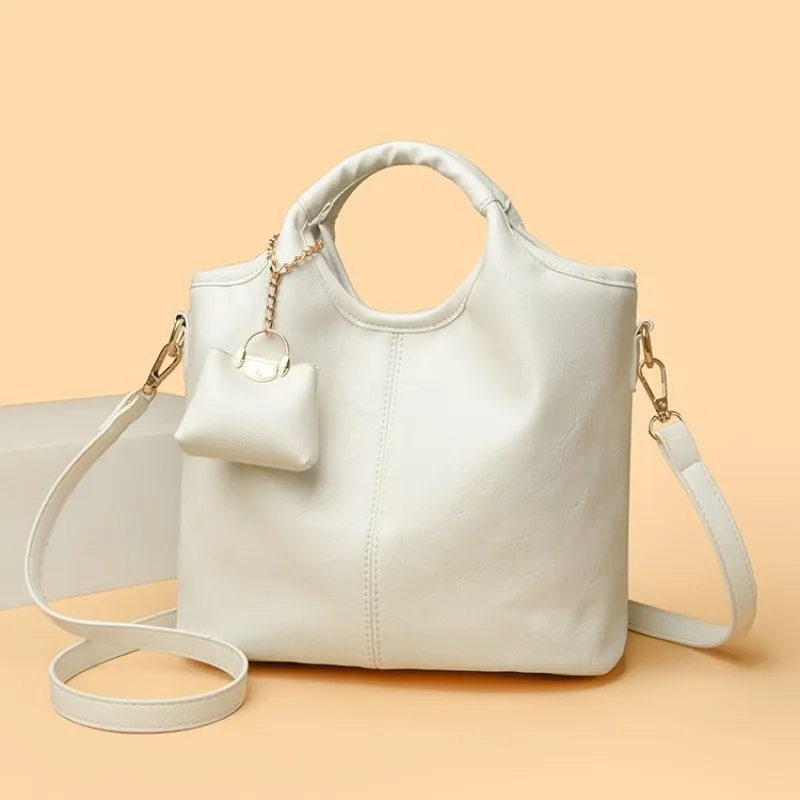 

Luxury Leather Messenger Bag For Ladies Crossbody Handbag Shoulder Style Popular Elegant Durable
