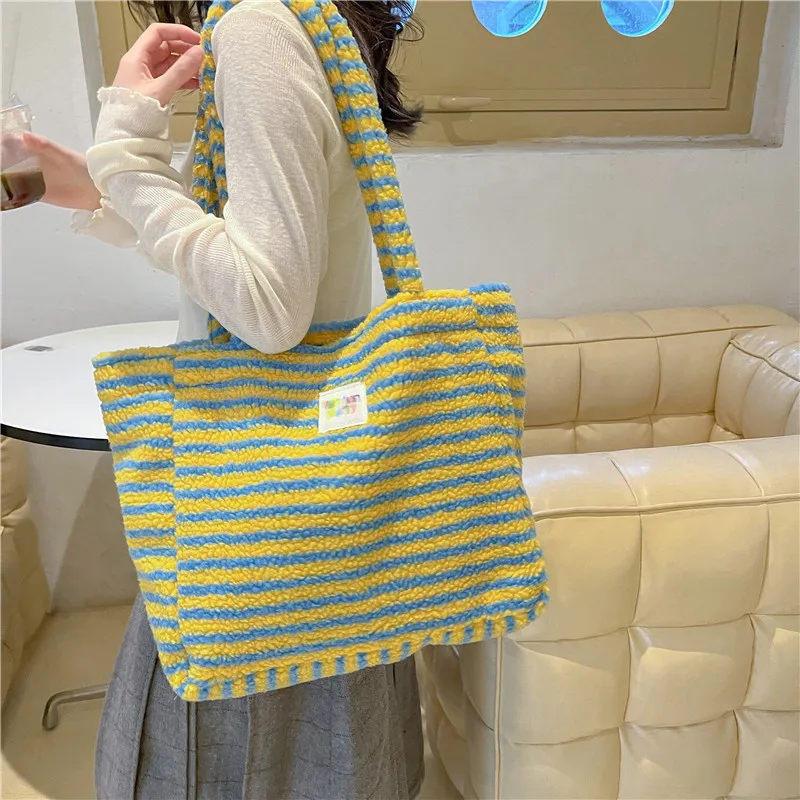 Casual Shoulder Bag Striped Plush New Bags for Women Simple Preppy Style Tote Large Capacity Artificial Lamb Down Fabric Handbag