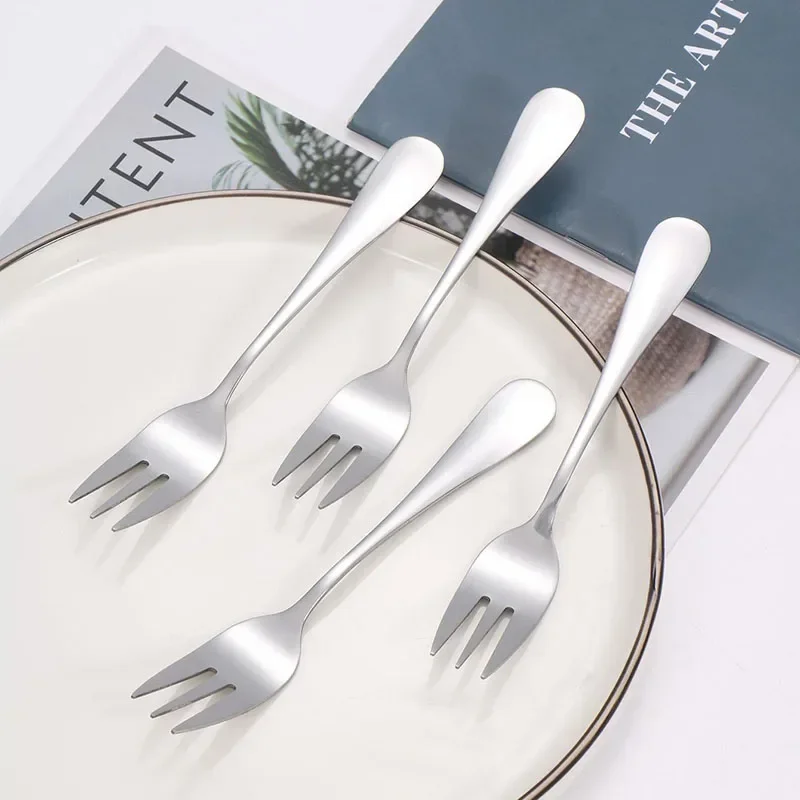 6pcs/set Fruit Forks Dessert Forks Are Small and Delicate for Entertaining Guests Stainless Steel Cutlery Mini Fork Set