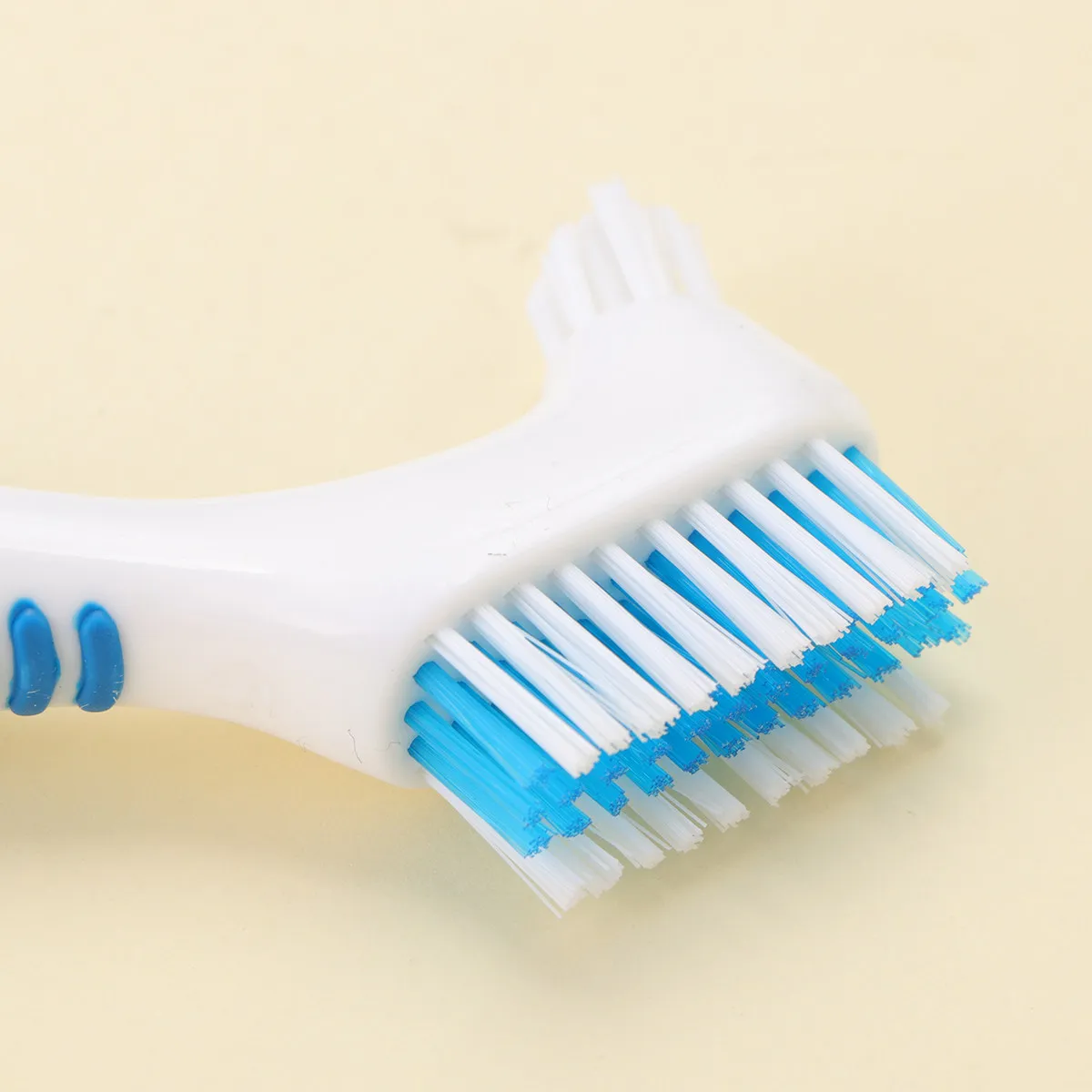 1Pcs False Teeth Brush Double Head Denture Cleaning Brush Silicone Handle Non-Slip Design Oral Care Tool Portable Blue