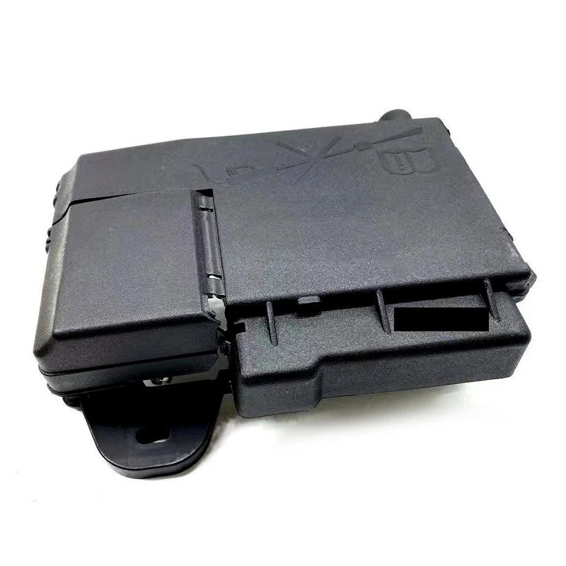 

13678432 96889385 96999745 Fuse Battery Block Box Terminal With Cover 13289599 Fit For Chevrolet Cruze Orlando 2014 2013 2012