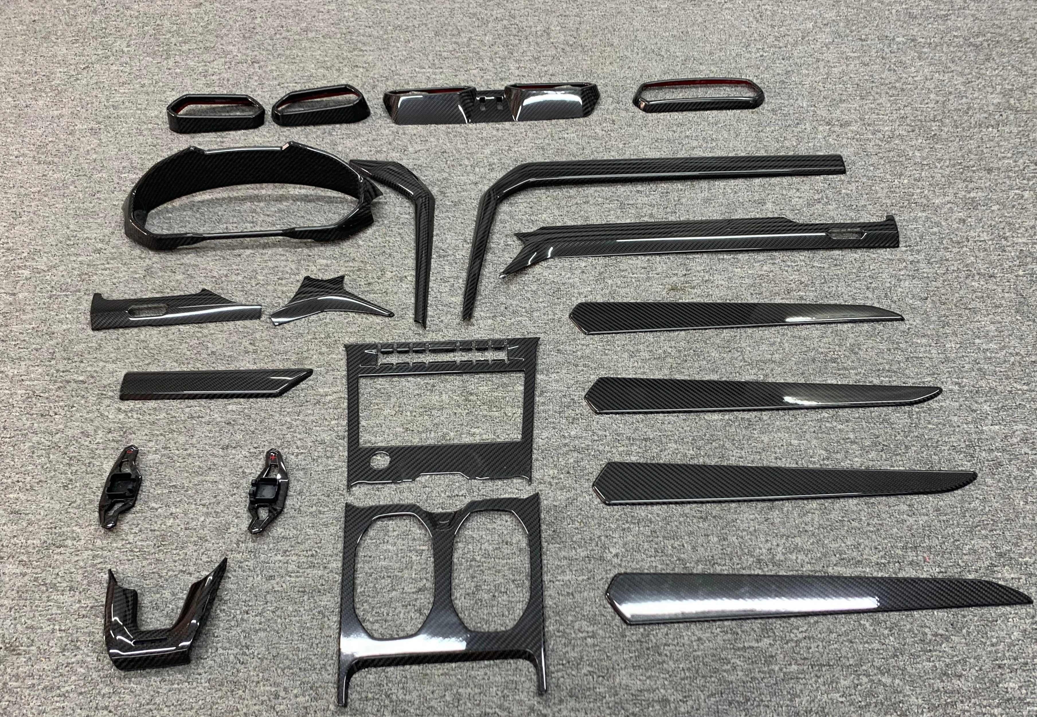 High Quality Fast Delivery Whole Sale Price Dry Carbon Fiber Interior Trim Body Kits for URUS