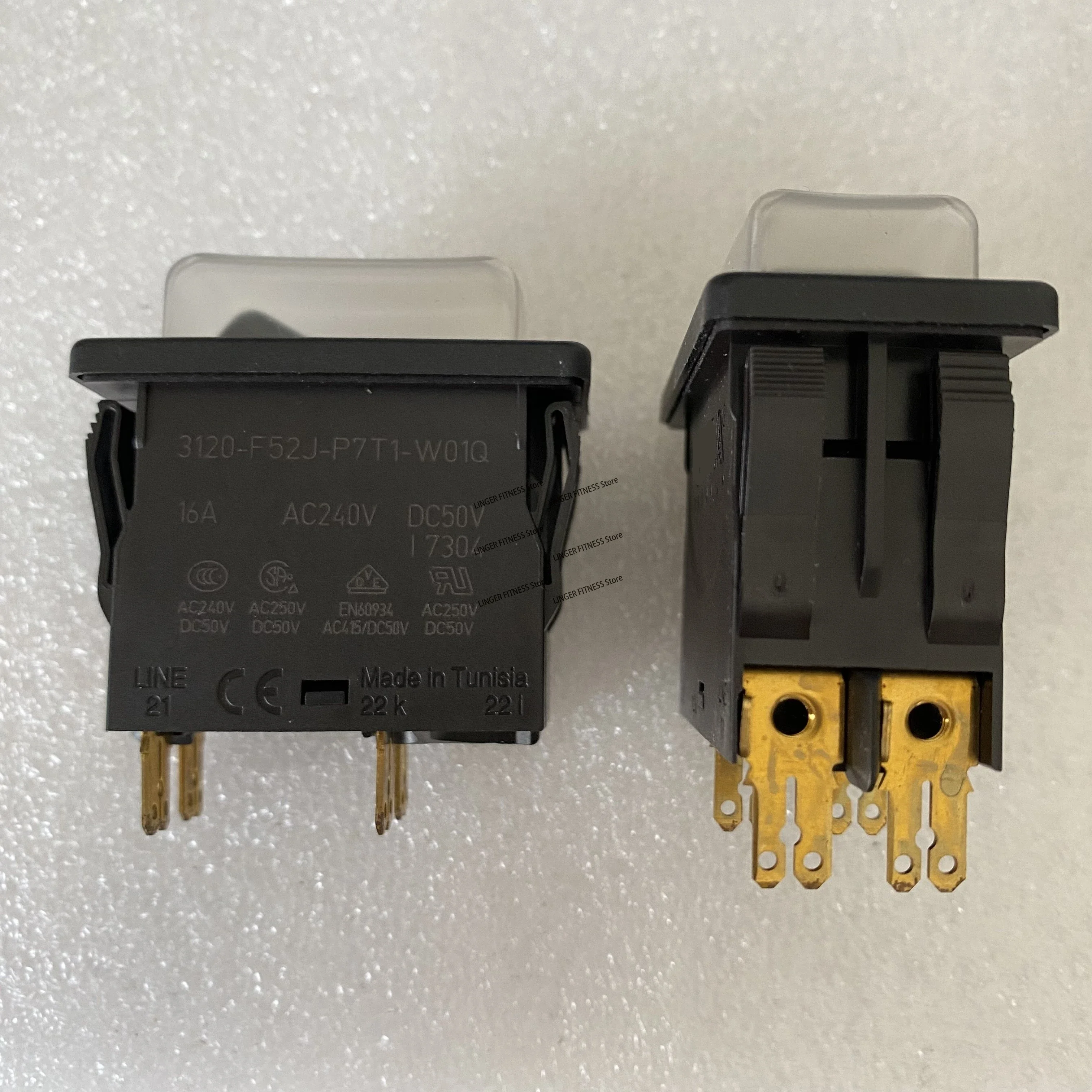 3120-F52J-P7T1-W01Q genuine 4-pin 2-position power switch with dust cover 16A