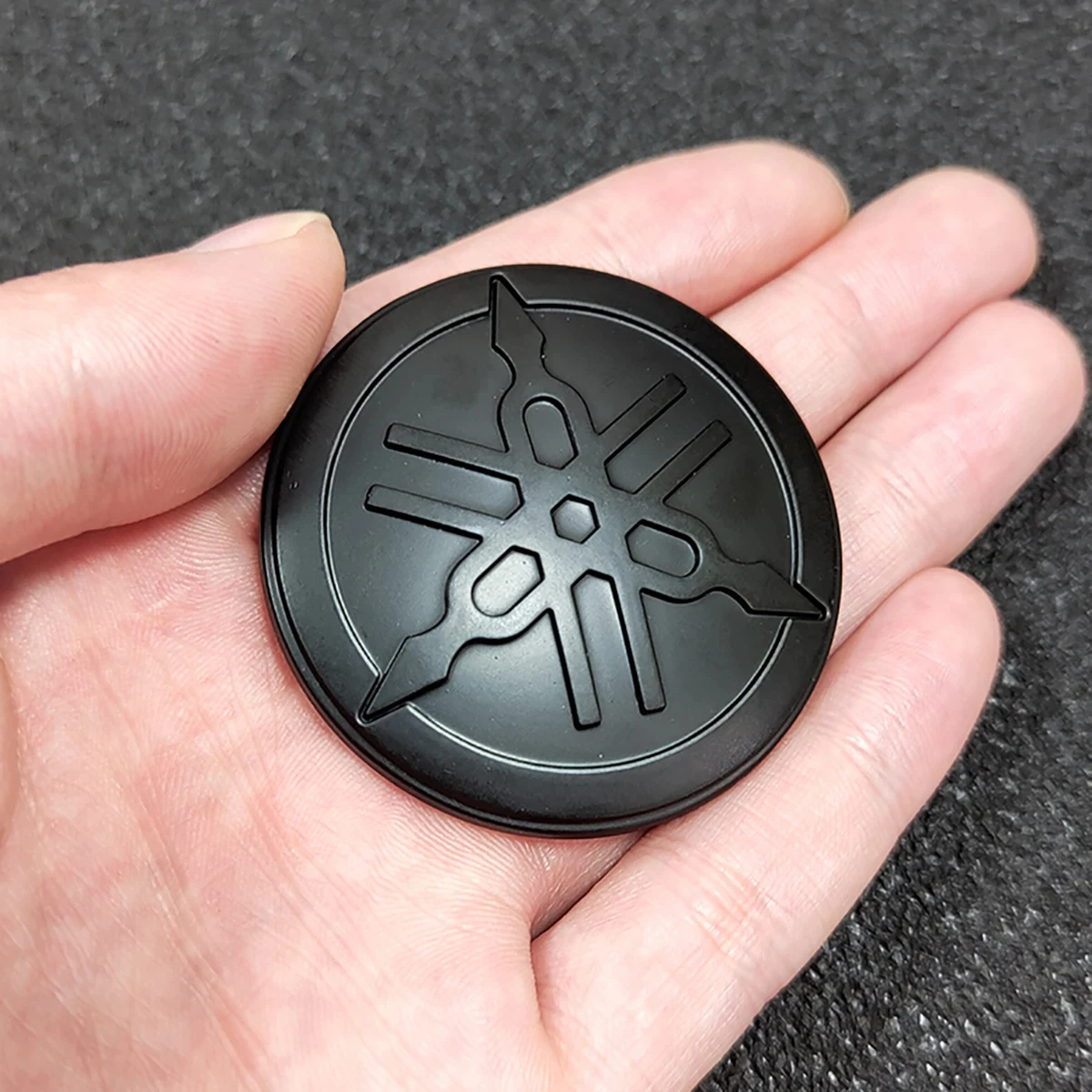 أسود لياماها ملصق ثلاثية الأبعاد شعار خزان ملصق مائي Yzf R1 R3 R6 Mt07 Mt09 Xmax Nmax Tmax #4