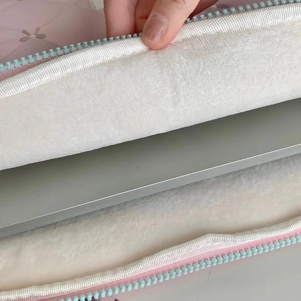 

Lightweight Bow Laptop Sleeve Soft Material Cute Design Shockproof Computer Bag Bow Knot Detail Multi-Size