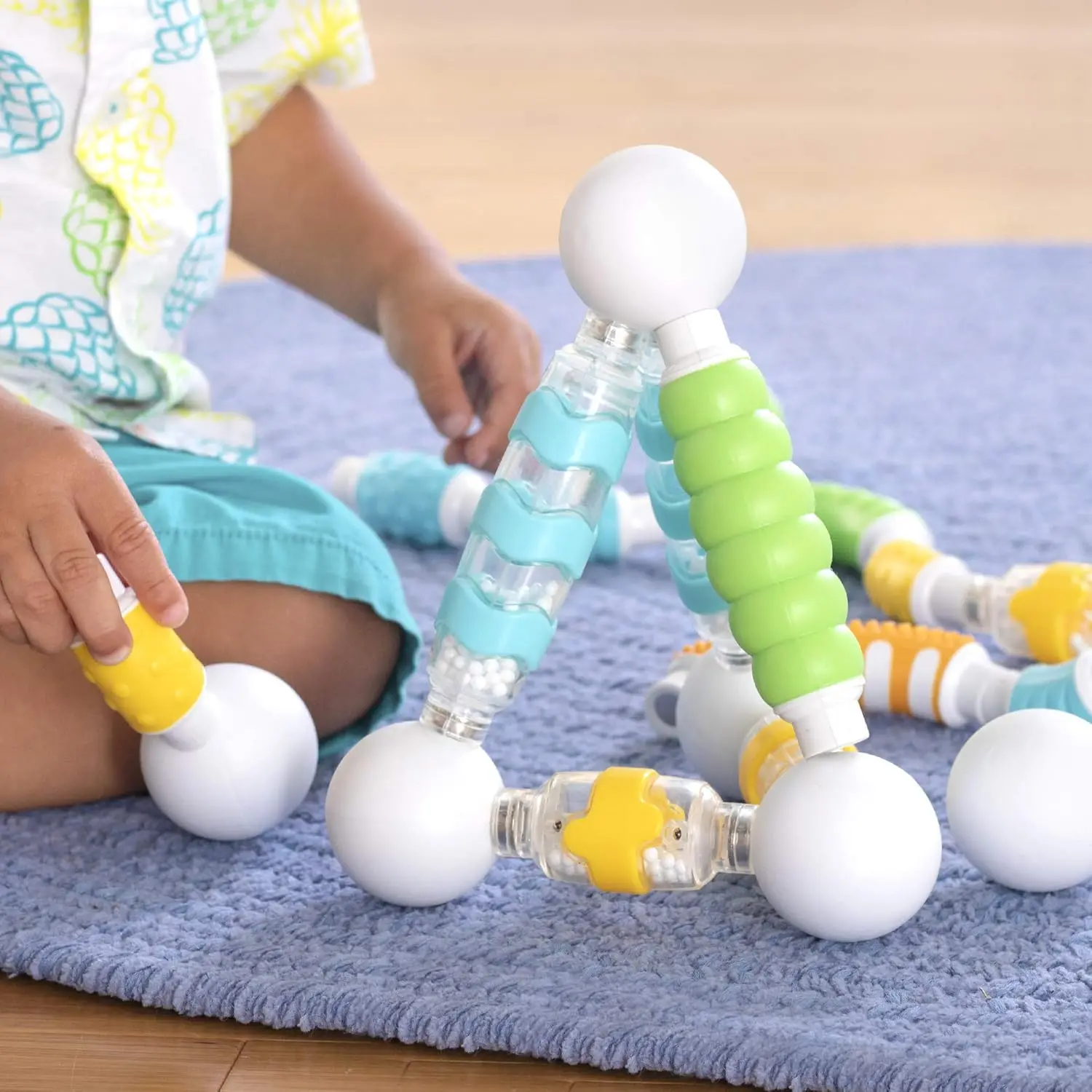 Grippies Shake, Build and Curve – Ensemble de 70 pièces : jouets d'apprentissage à tige magnétique, ensemble de construction éducatif amusant pour les tout-petits