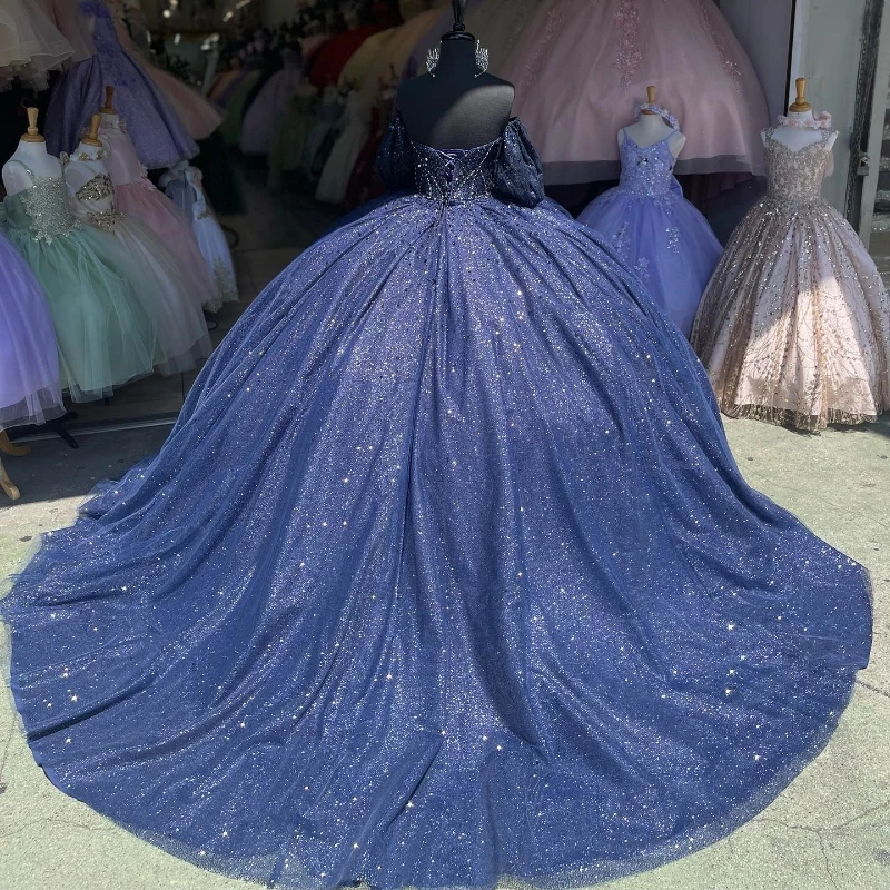 فستان Quinceanera مخصص للأميرة لامعة باللون الأزرق الداكن بدون أكتاف على شكل قلب حلو 16 فستان حفلة فيستدو دي 15 TQD022