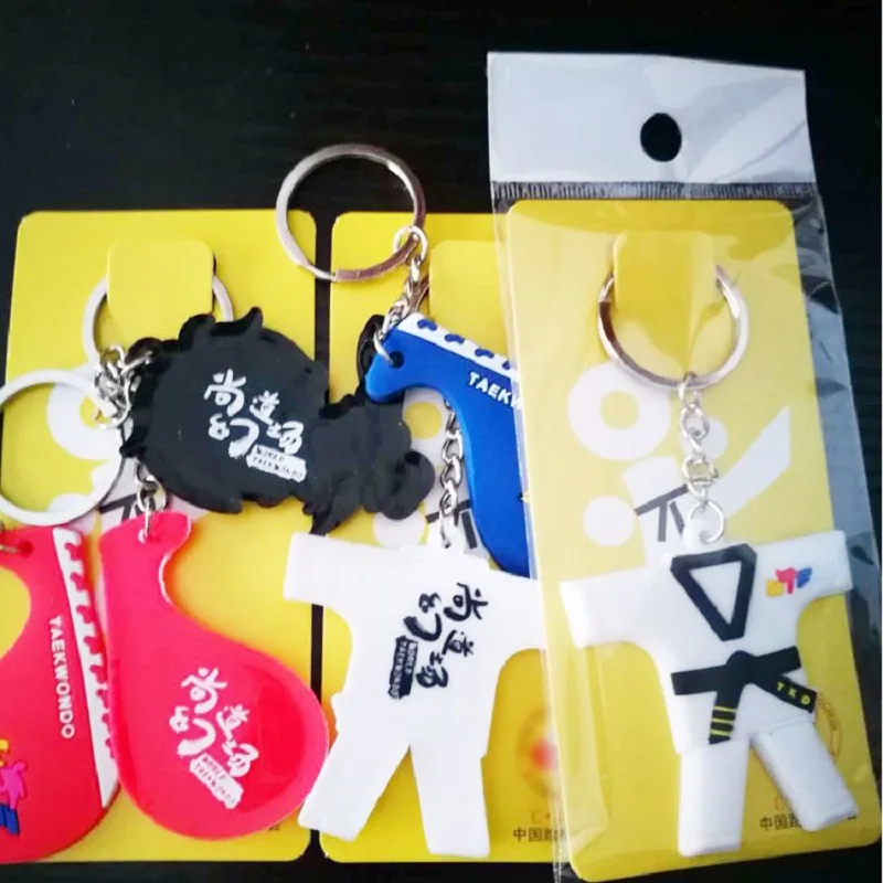 Porte-clés souvenir de taekwondo, porte-clés de sport de dessin animé, porte-clés à pendentif Keepplex, cadeaux d\'anniversaire, 6 pièces