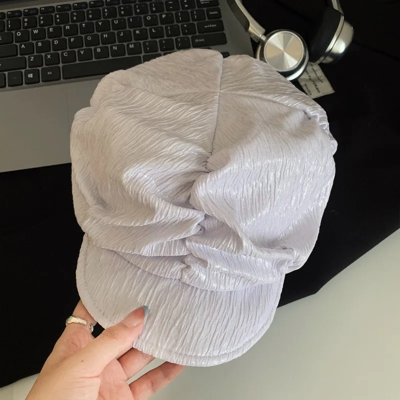 Neue Nischenmode: Glänzende Plissee-Baskenmütze im koreanischen Stil, große Ausführung, weiche Krempe, personalisierte Newsboy-Mützen für Damen – Detail 3