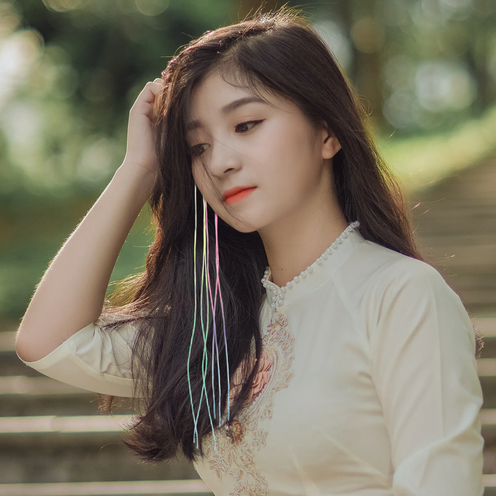 

Набор из 120 разноцветных лент для плетения косичек - Блестящие нити для подростков - Веселые украшения для волос для плетения и укладки кос