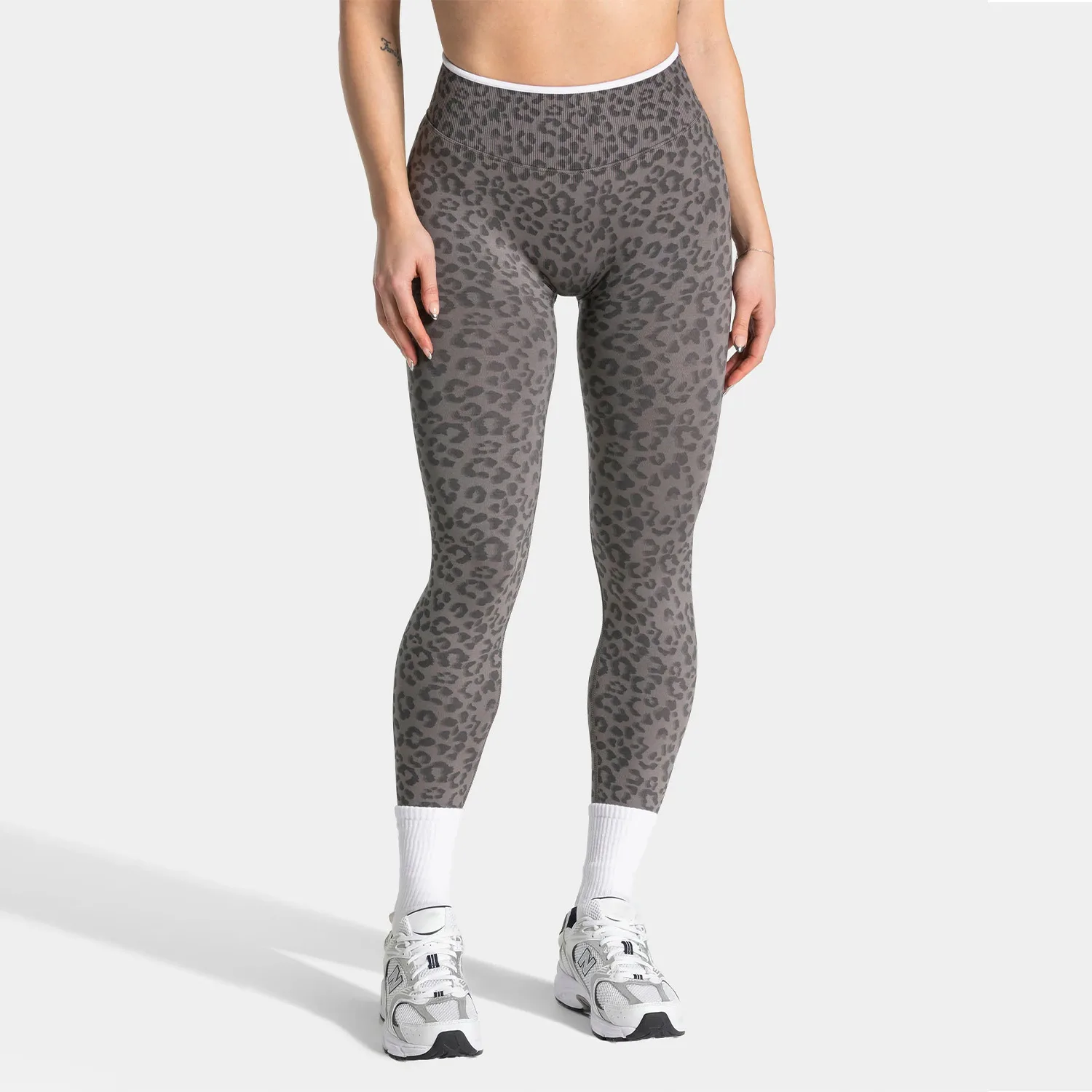 Sports Seamless Leopard Print Leggings Women High Elasticity Suitable for Fitness Running Yoga Scrunch Pants Gym Sport Legging