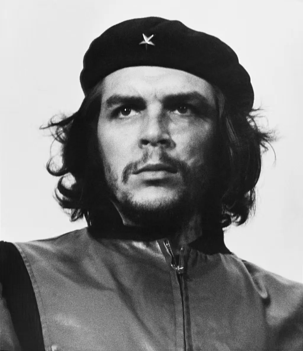 Resin kit Let Guevara Miniature bust Unassembled kit