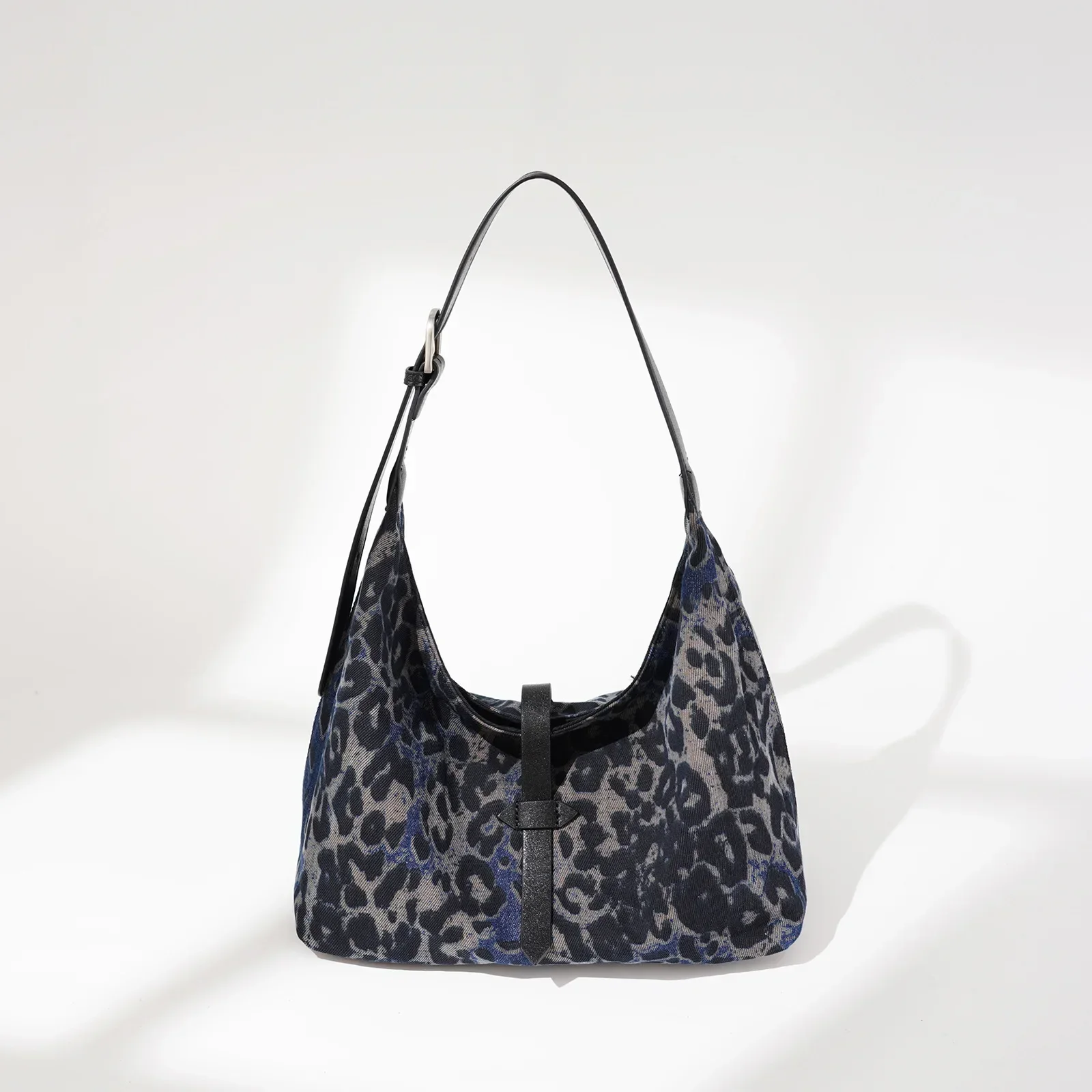 

Известная элегантная сумка для подгузников, женская роскошная кожаная сумка-тоут, винтажная сумка через плечо, минималистичная дизайнерская сумка большой вместимости, стильная.