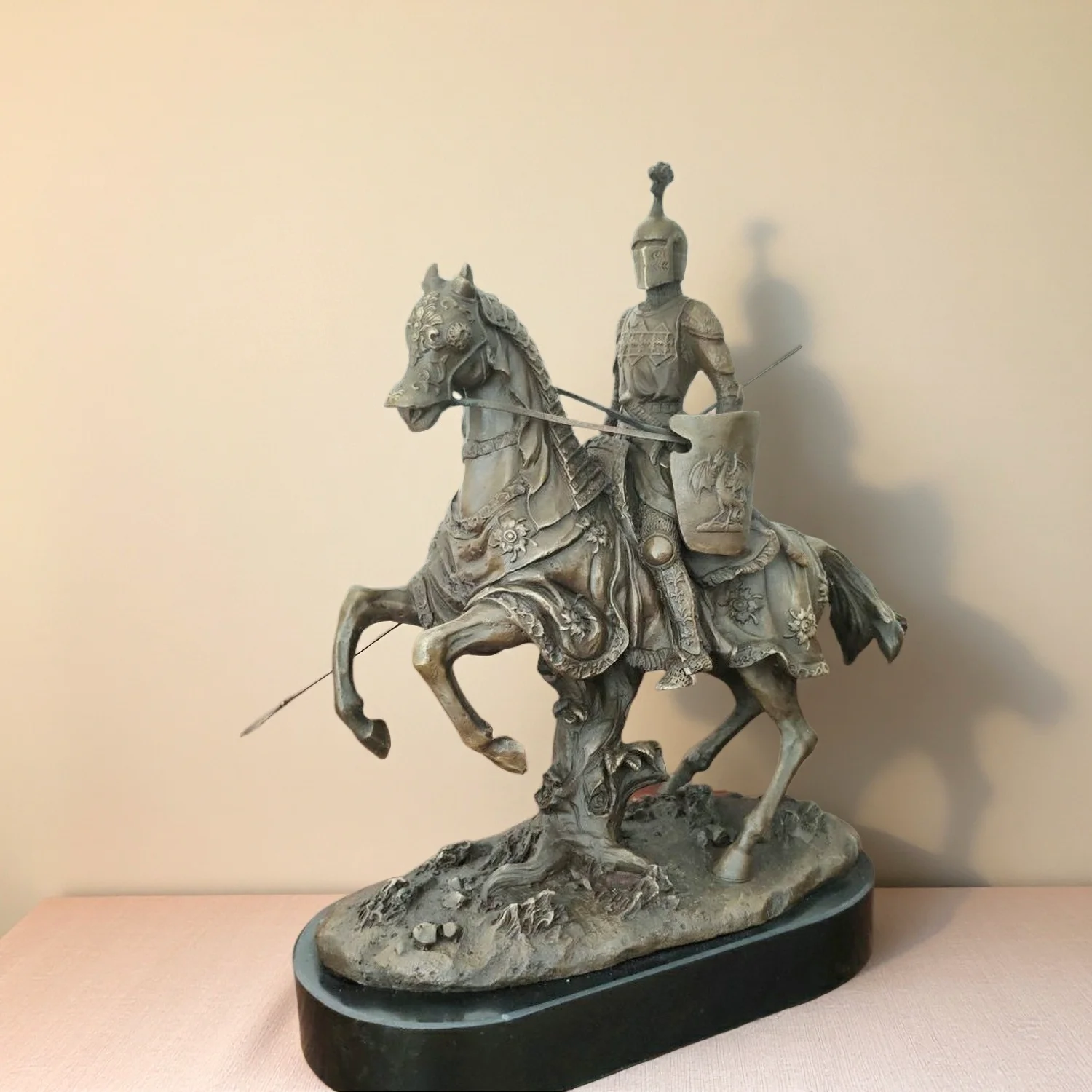 Escultura de arte de bronce, guerrero de caballero vikingo occidental, estatua de bronce, gran escultura vikingo en caballo para adorno de decoración del hogar y Hotel