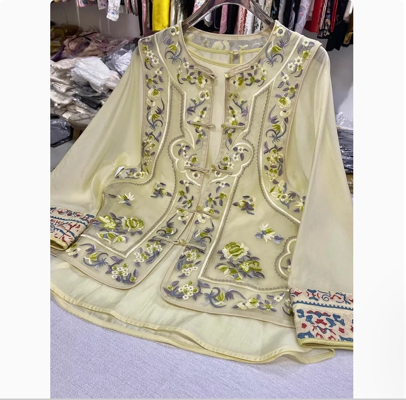 

Жилет в стиле Тан, шелковый шелковый топ Hanfu в стиле ретро в китайском стиле с пряжкой на плечах, женский тонкий топ с вышивкой