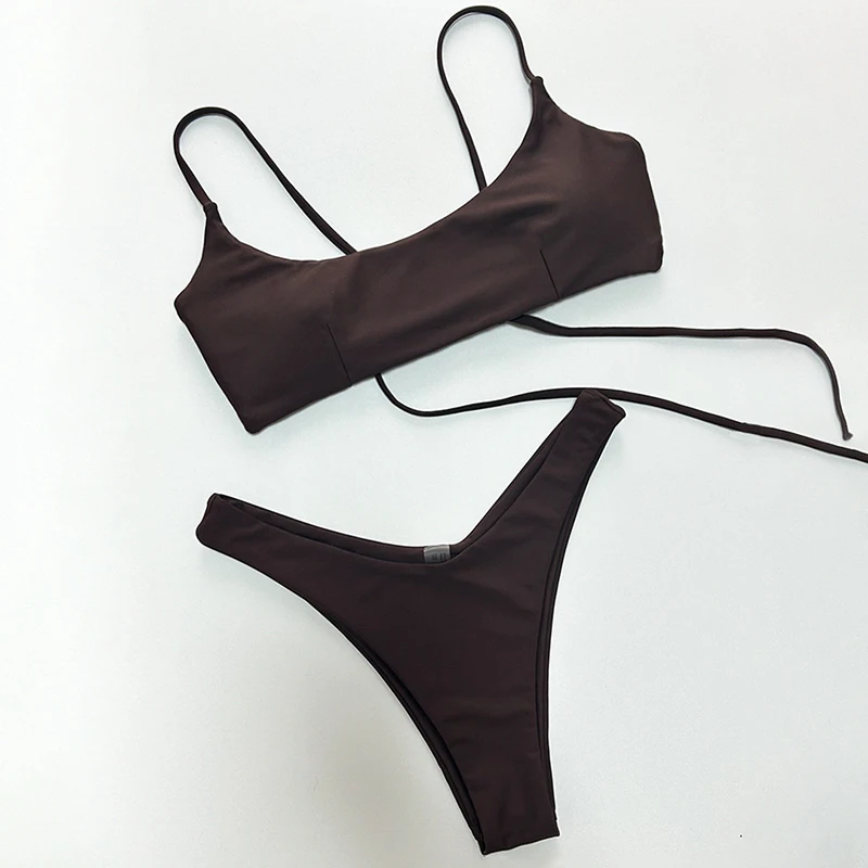 

Сексуальный комплект бикини-стрингов 2026: женский однотонный микро-бикини с бандо, раздельный купальник с эффектом пуш-ап