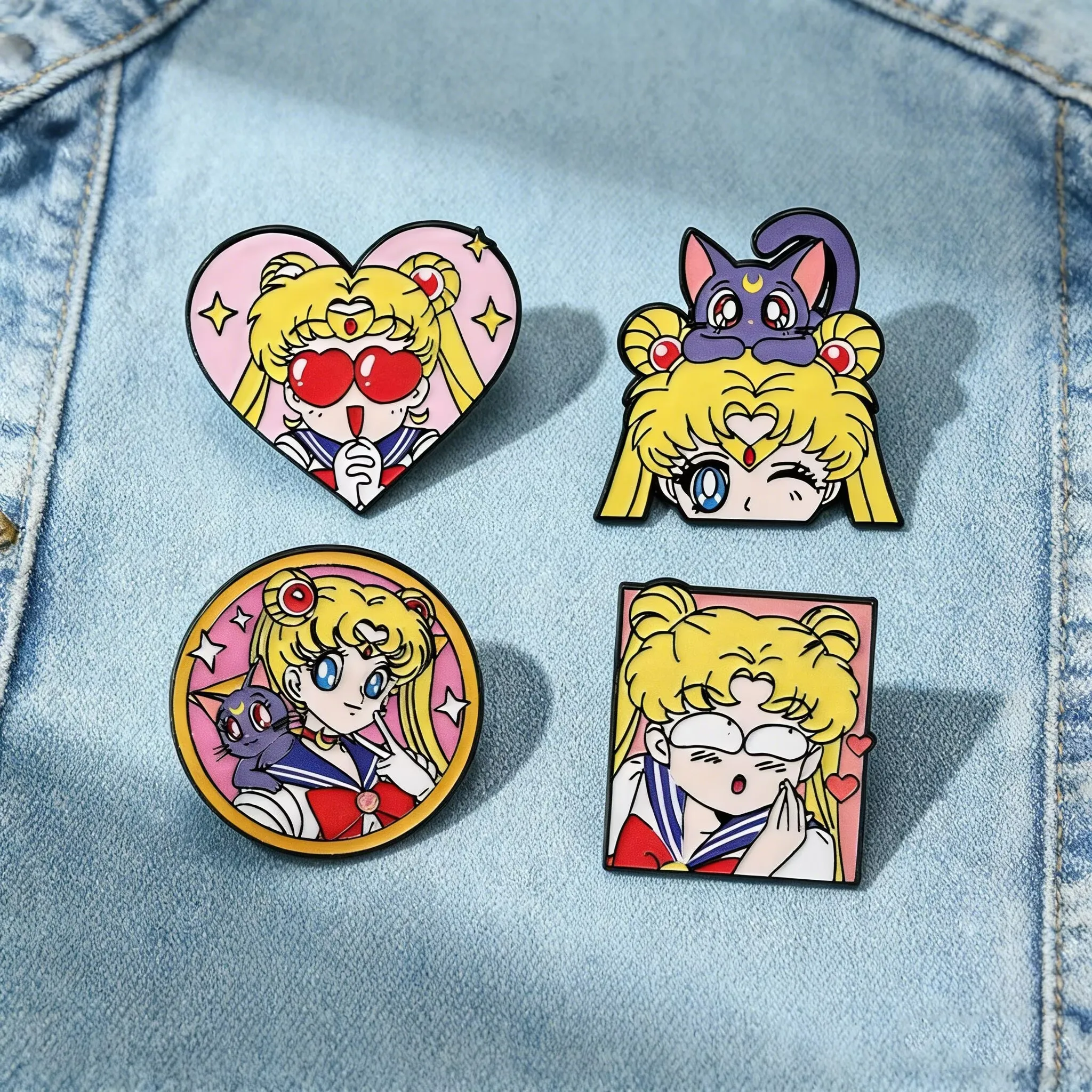 Cute Anime Sailor Moon Cartoon Brooch Creativity Heart Shape Enamel Pin Backpack Clothing Metal Badge Accessories Gift