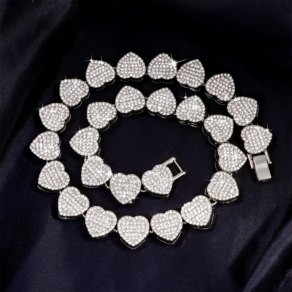 Iced Out Shine Crystal Heart Necklace for Women Bling Hip Hop Choker Cuban Chain Fashion Jewelry Valentine\'s Day Gift New 2024