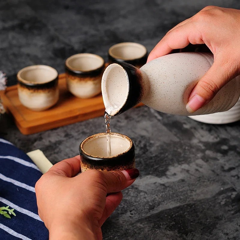 Japanese Style Vintage Handmade Wine Set Household White Yellow Wine Spirit Ceramic Cup Pot Sake Warmer Wineware