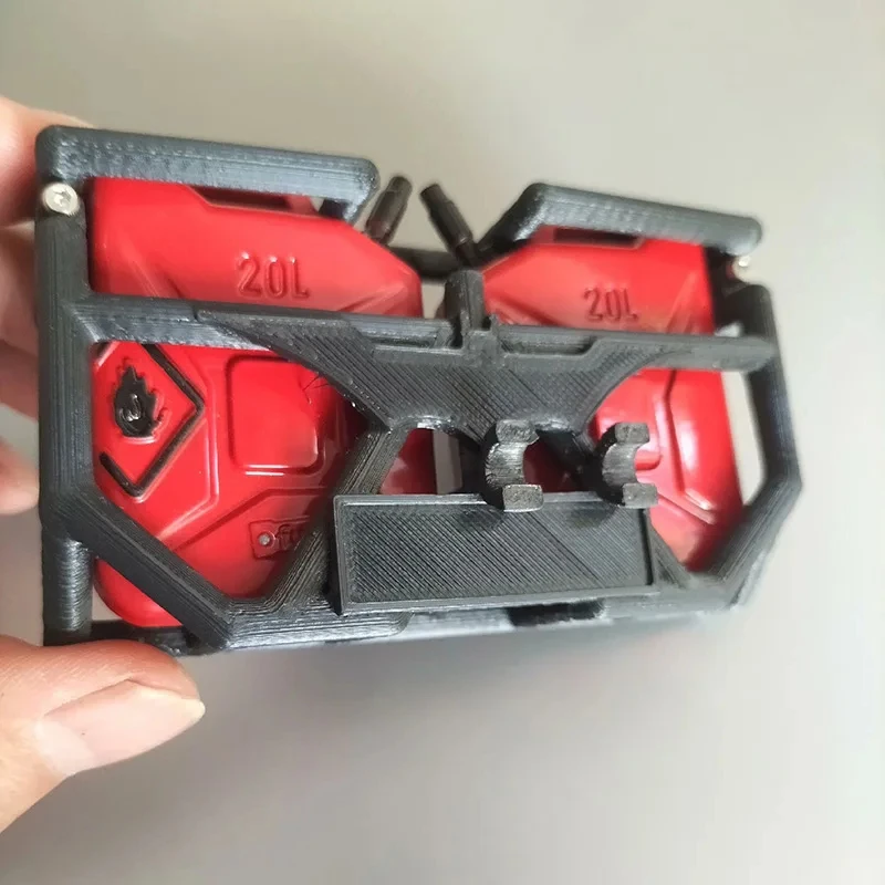 Decorazione simulata della gabbia del doppio barile dell'olio del bagagliaio del tetto per 1/10 RC Crawler Car Wrangler TRX4 Defender AXIAL SCX10 RC4WD D90 Parte