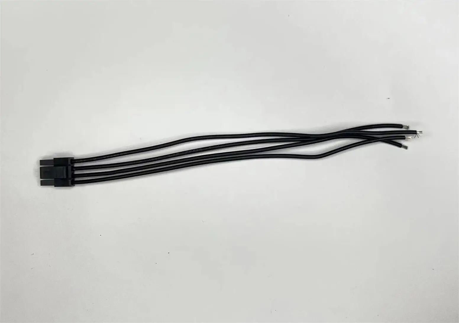 Arnés de cables MOLEX MICRO FIT, paso de 436450400mm, Cable OTS, 3,0-43645, 4P, extremo único, UL1061, 20AWG, 0400