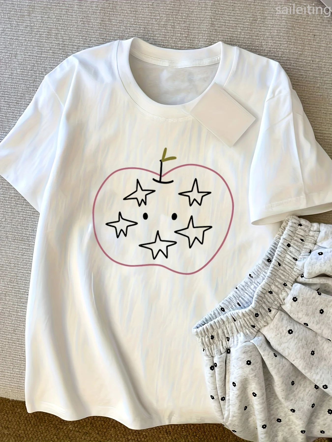 

Женская футболка Y2K в стиле ретро с принтом яблока, дышащая летняя футболка с коротким рукавом в стиле Харадзюку, повседневная женская футболка с коротким рукавом, уличная одежда