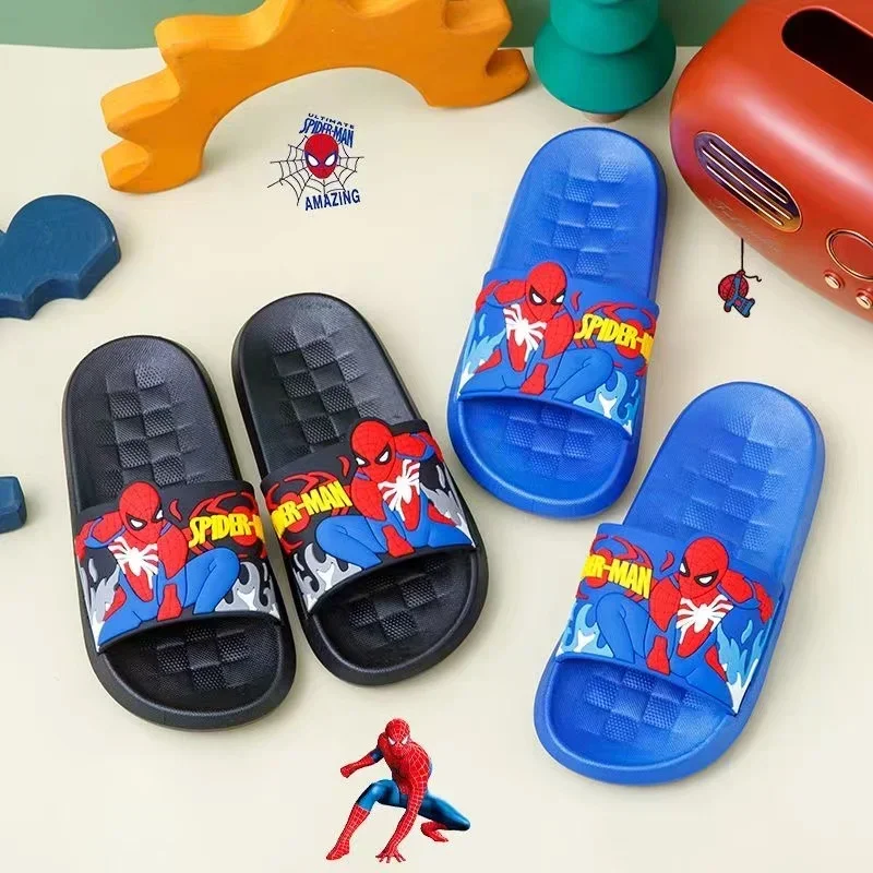 Chinelos antiderrapantes para crianças, sandálias de praia internas e externas, sapatos de casa macia para bebês meninas e meninos, estampa de homem-aranha, verão