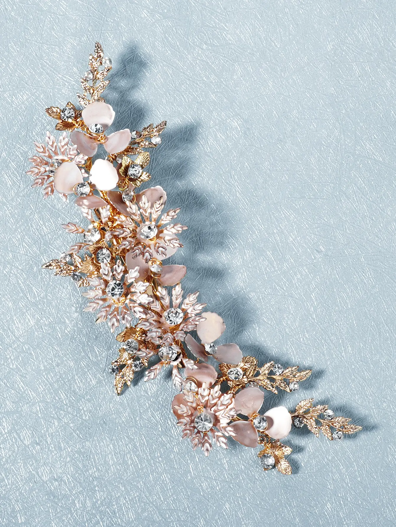 

1 шт. Свадебная заколка для волос ручной работы с цветочным дизайном для женщин, королевские тиары в стиле бохо