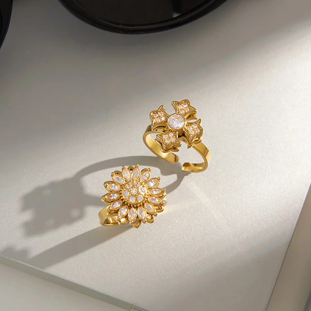 

Personality Rotatable Flower Cross Rings Women 18K Gold Plated Stainless Steel Colorfast Vintage Ring Lady Light Luxury Jewelry