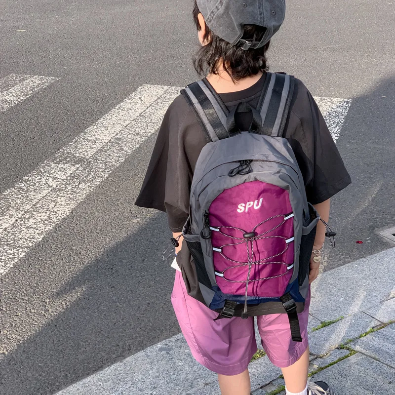 Children's outdoor travel backpack, lightweight and large-capacity student camping and mountaineering bag