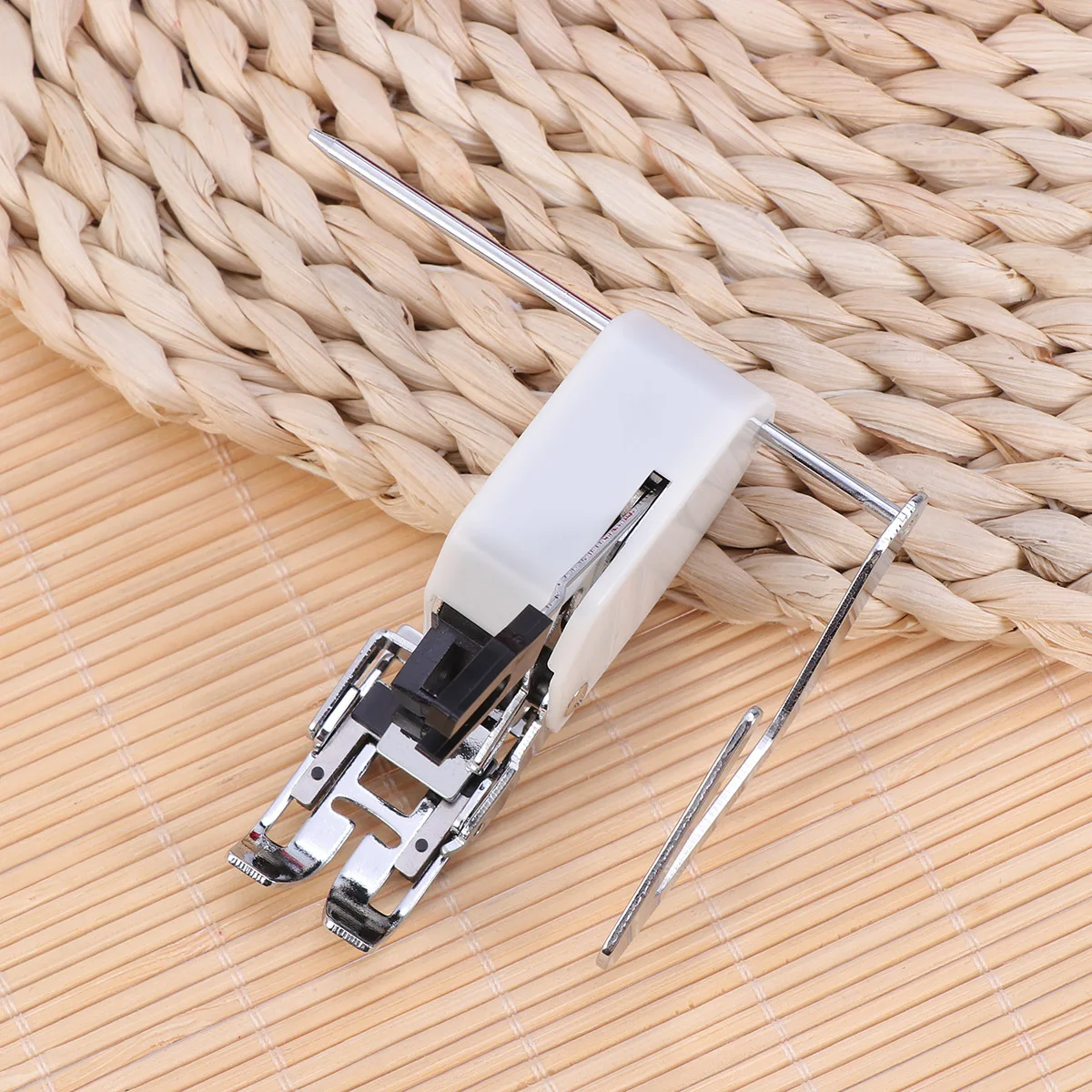 

Sewing Machine Walking Foot Even Feed Presser Foot With Guide For Quilting Sewing Durable Plastic Metal Fit Most Domestic