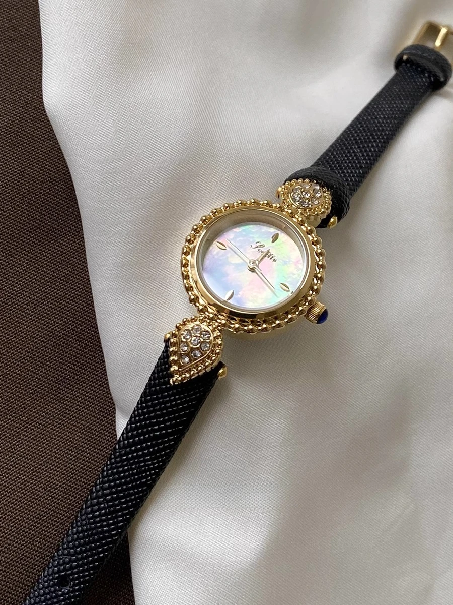 Light Luxury Retro Watch Female Natural Fritillary Temperament Fashionable Diamond-encrusted High-end Sense Simple Niche Ins