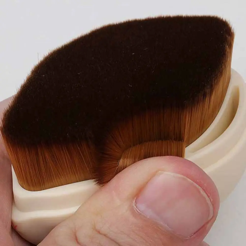 

Fashion Plush Hamster Makeup Brush Make Up Tool Cosmetics Foundation Brush Beauty Contour Wash Face Brush Lady Girls