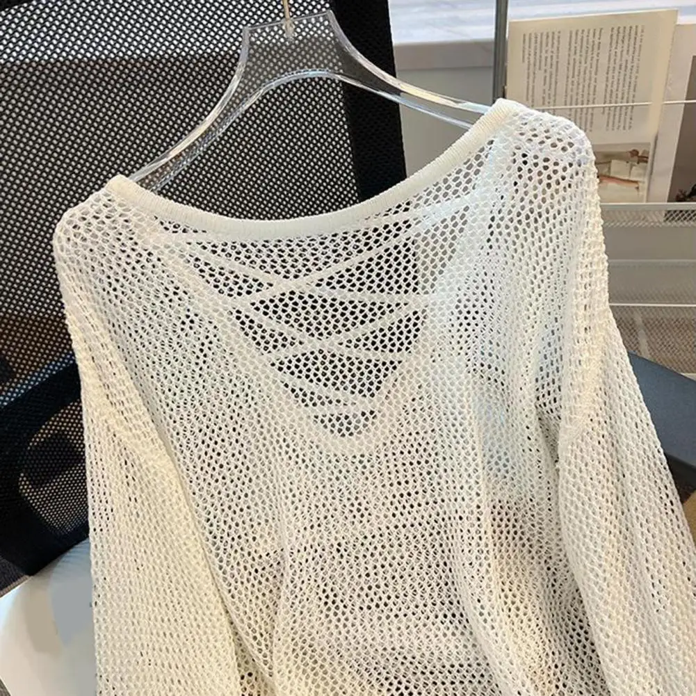 女性用カバーアップトップス スタイリッシュなレディースVネック日焼け止めカバーアップトップス、中空デザイン長袖サマー、日焼け防止用