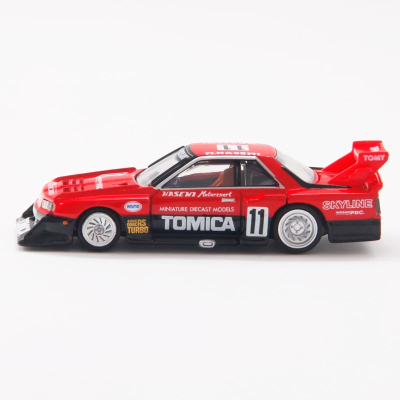 TAKARA TOMY-Modelo de carro para crianças, versão Flagship, TP01 Nissan Skyline, carro esportivo, brinquedo para meninos, presente de férias