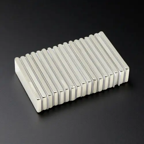 Imagen 2 del producto Imán súper fuerte N35 bloque magnético NdFeB imán de neodimio imanes potentes imanes de refrigerador 60x10x3 60x10x5 60x20x10mm