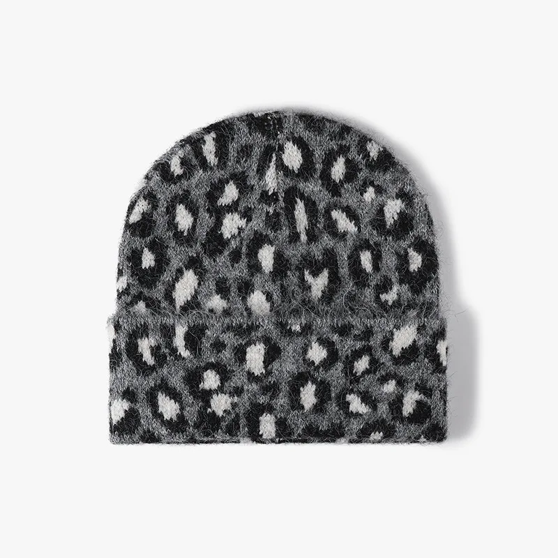 Amerikanische personalisierte Leopardenmuster-Strickmütze für Herbst und Winter, Wollmischung, warm, mit Ohrenschutz, Skull-Beanie für Damen – Detail 4