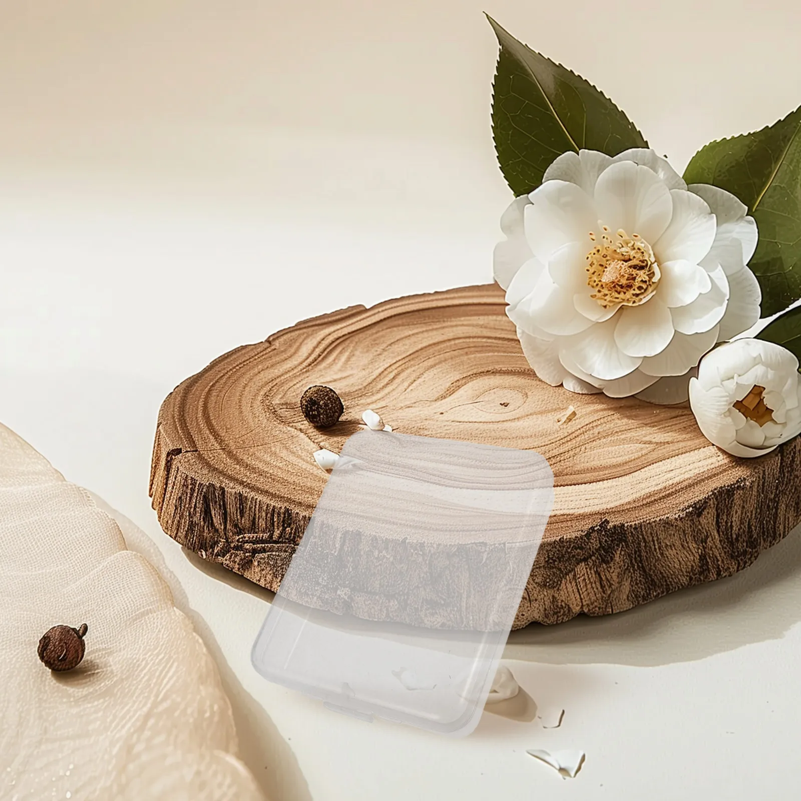 

3pcs Travel Pad Holder Small Clear Plastic Storage Boxes for Cotton Pads Swabs Containers Bath Travel Multifunctional