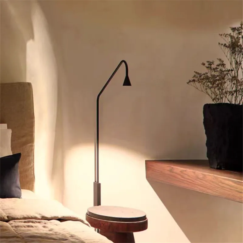 Austere lampada da parete oro braccio lungo Sconce faretto Nordic minimalista camera da letto comodino luce di lettura corridoio ufficio Decor