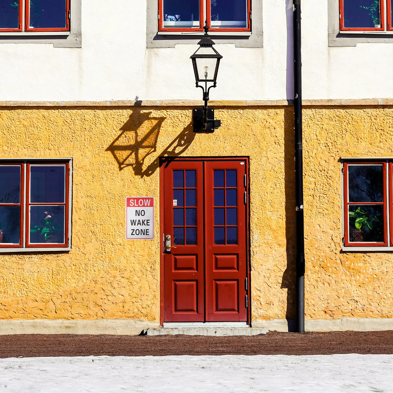 Lenta sin zona de despertar, reflectante de aluminio para exteriores, resistente a la intemperie, desaceleración de seguridad para el tráfico, estacionamiento, uso en fábrica