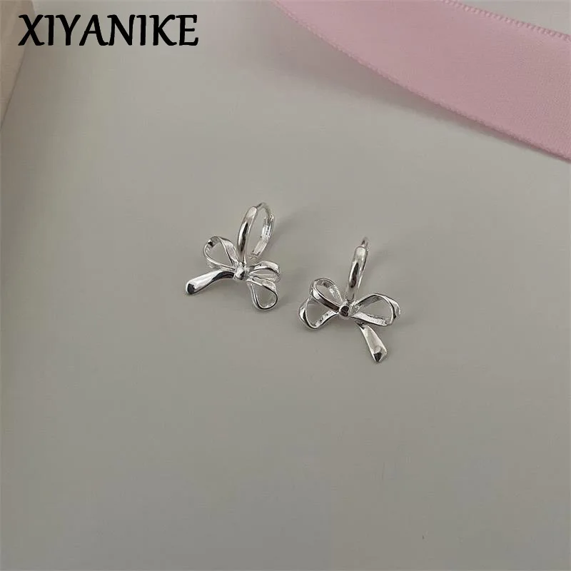 

XIYANIKE Sweet Delicate Bowknot Hoop Earrings For Women Lady Elegant Fashion New Trendy Jewelry Girl Gift Party Birthday aretes