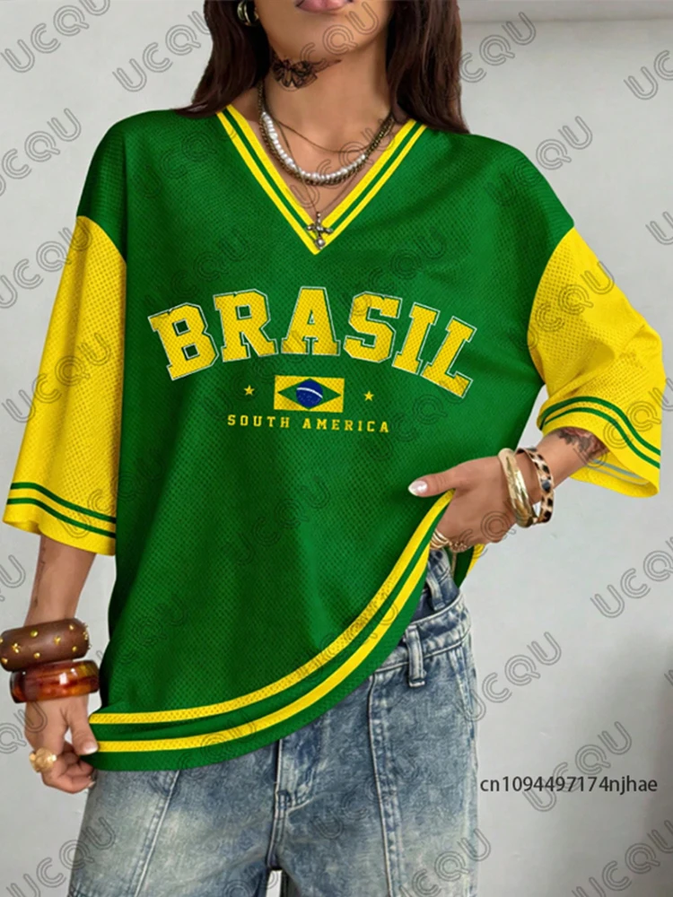 Camiseta oversized feminina com decote em V, manga curta, estampa do Brasil, patchwork, estilo esportivo, camisa de futebol, Y2K, soltinha e casual.