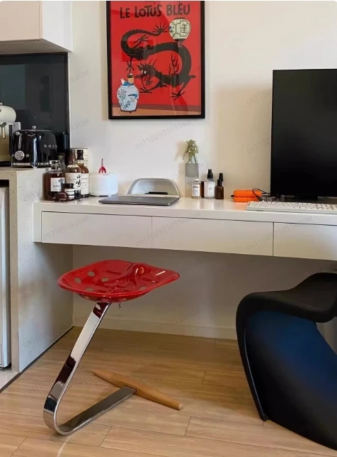 

Nordic Stainless Steel Dining Chair: Small Household Tractor Seat Design