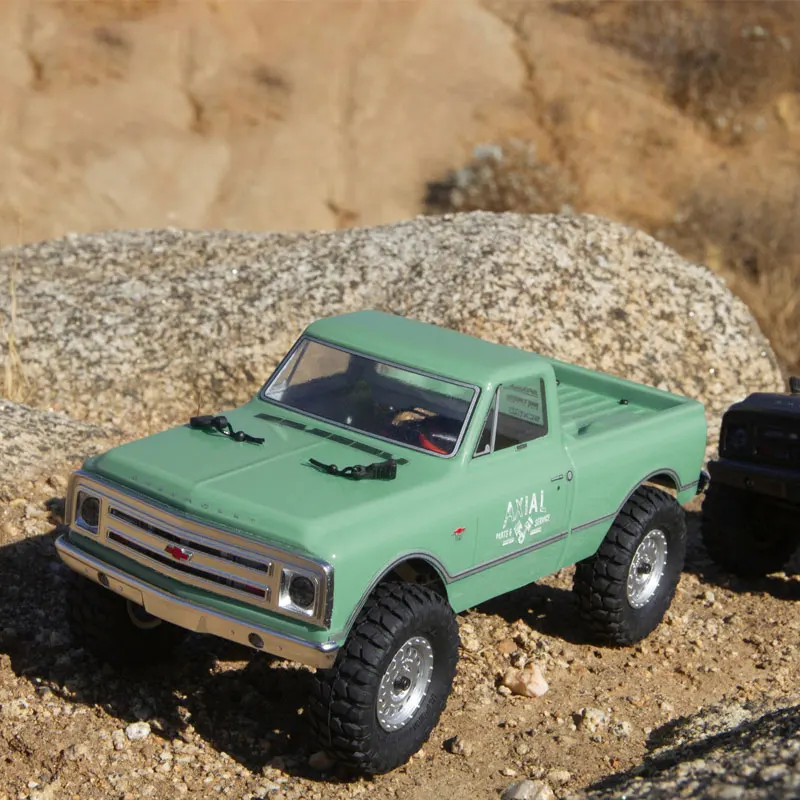 Axial SCX24 full-size simulation 1/24 1967 C10 Ford pickup truck RTR four-wheel drive remote control climbing off-road gift