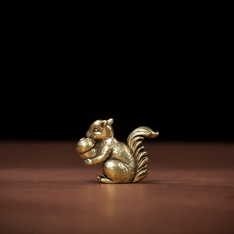 Antique Solid Small Squirrel Ornament Solid Copper Statue Figurines Brass Squirrels Nuts Tea Pet Incense Holder Desk Decoration